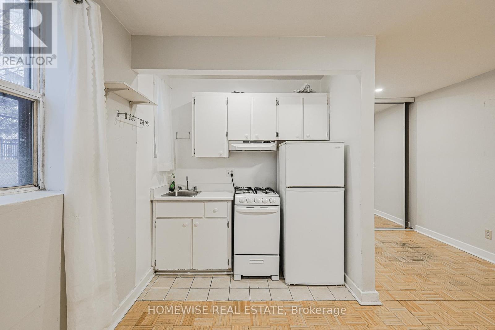106 - 33 Maitland Street, Toronto, Ontario  M4Y 1C8 - Photo 8 - C13210596