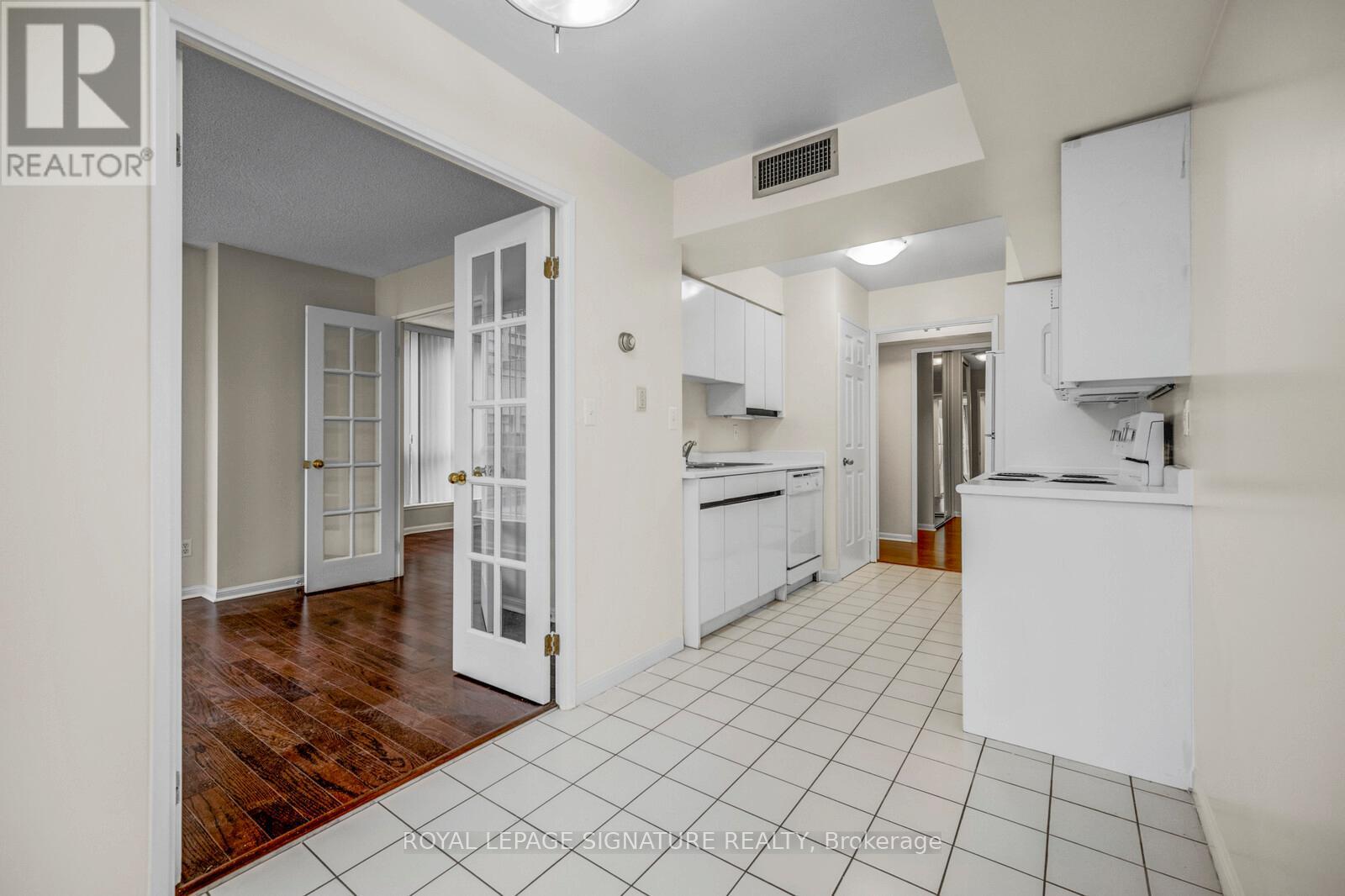306 - 7 Carlton Street, Toronto, Ontario  M5B 1L2 - Photo 11 - C13210688