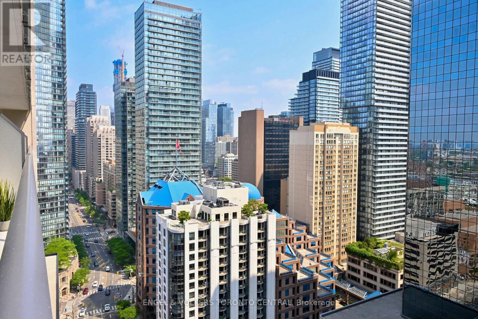 2504 - 770 Bay Street, Toronto, Ontario  M5G 0A6 - Photo 25 - C13210742