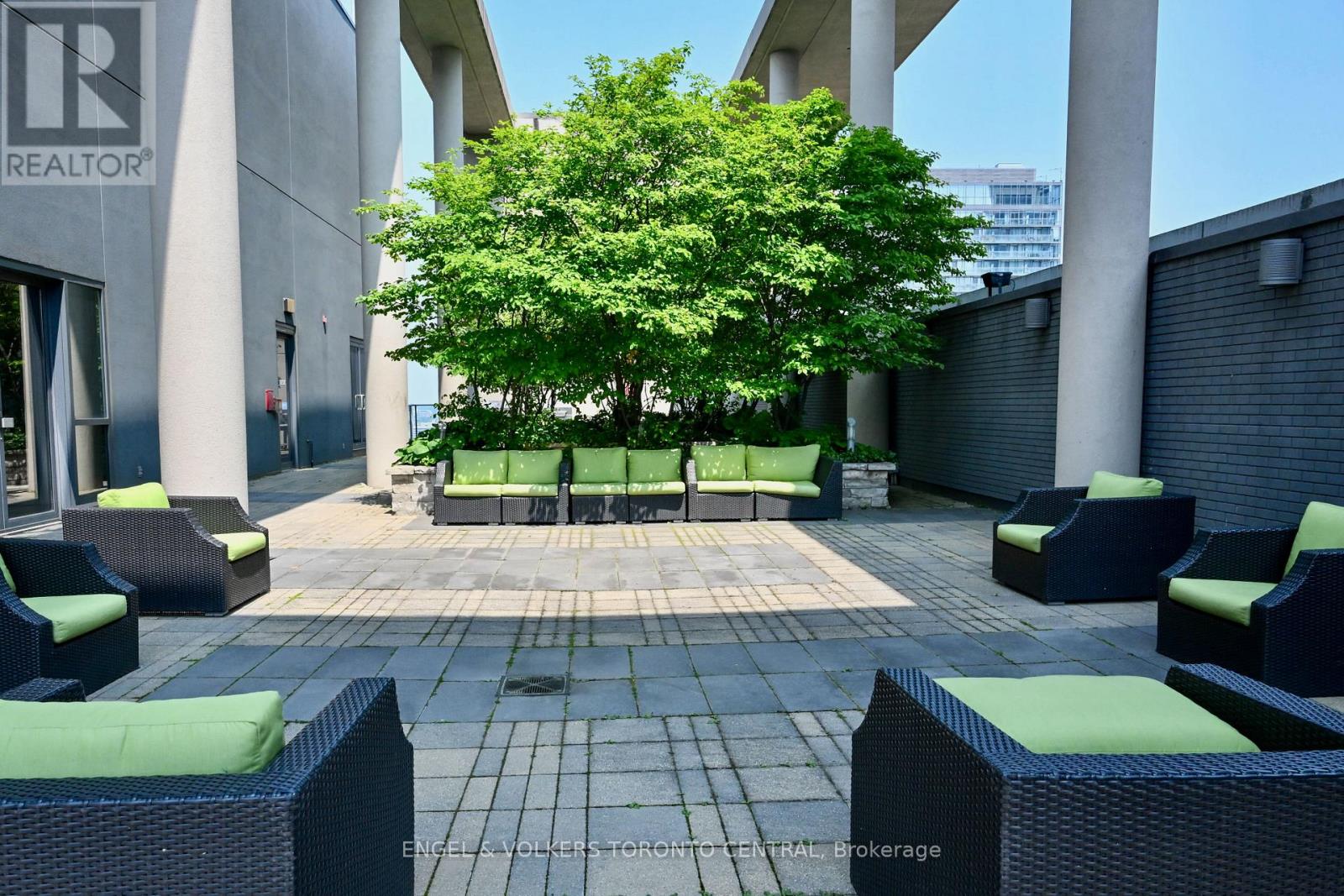 2504 - 770 Bay Street, Toronto, Ontario  M5G 0A6 - Photo 37 - C13210742