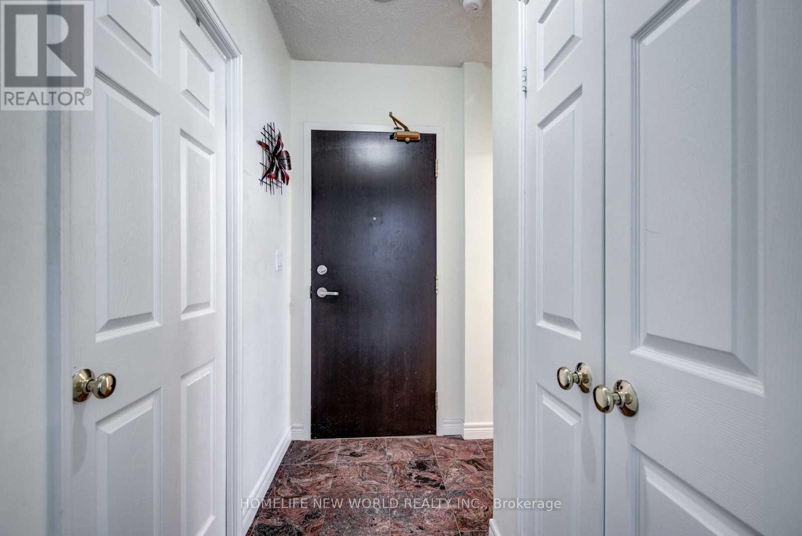 2001 - 55 Bloor Street E, Toronto, Ontario  M4W 3W6 - Photo 21 - C13210756