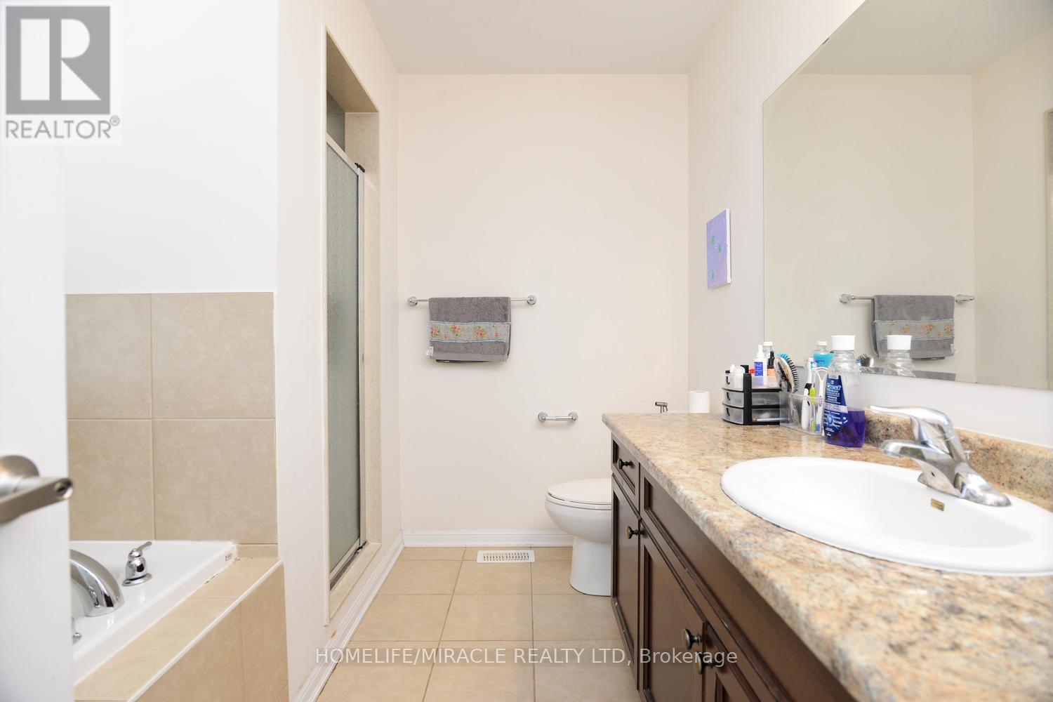 8 Robert Parkinson Drive, Brampton, Ontario  L7A 0Y3 - Photo 24 - W13209658