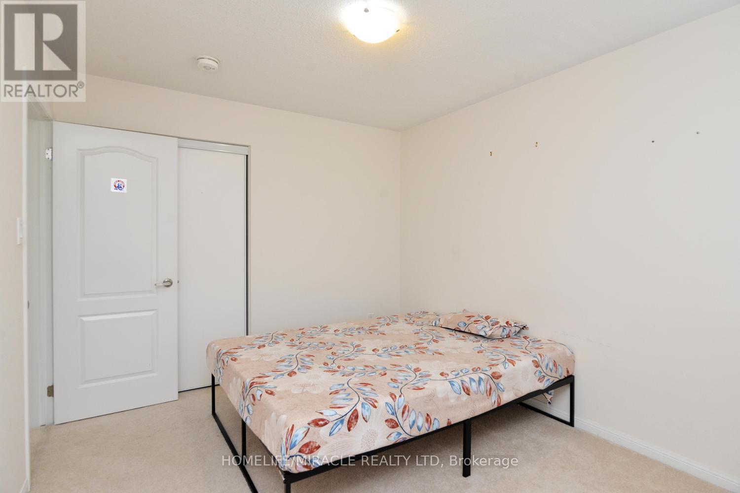 8 Robert Parkinson Drive, Brampton, Ontario  L7A 0Y3 - Photo 31 - W13209658