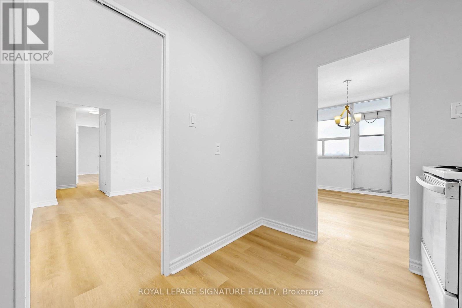 703 - 2550 Pharmacy Avenue, Toronto, Ontario  M1W 1H9 - Photo 10 - E13210562