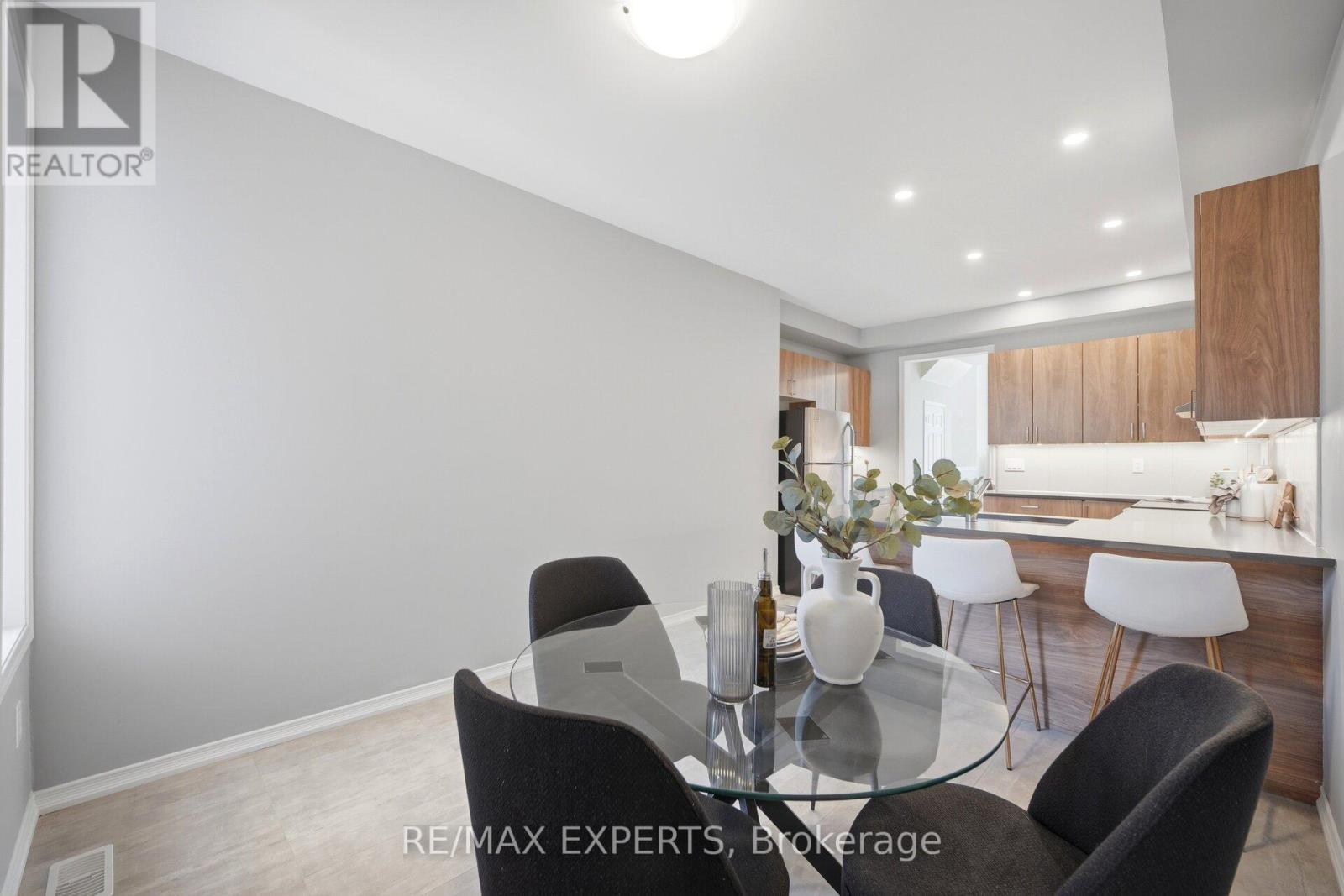 21 Hornchurch Street, Whitby, Ontario  L1P 0J3 - Photo 22 - E13210708