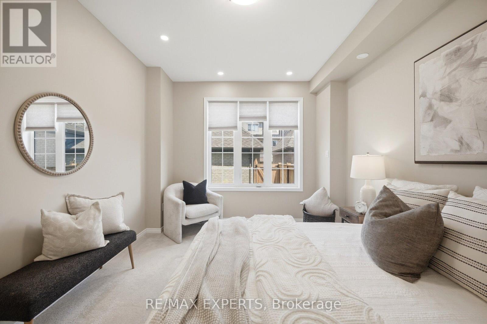 21 Hornchurch Street, Whitby, Ontario  L1P 0J3 - Photo 35 - E13210708