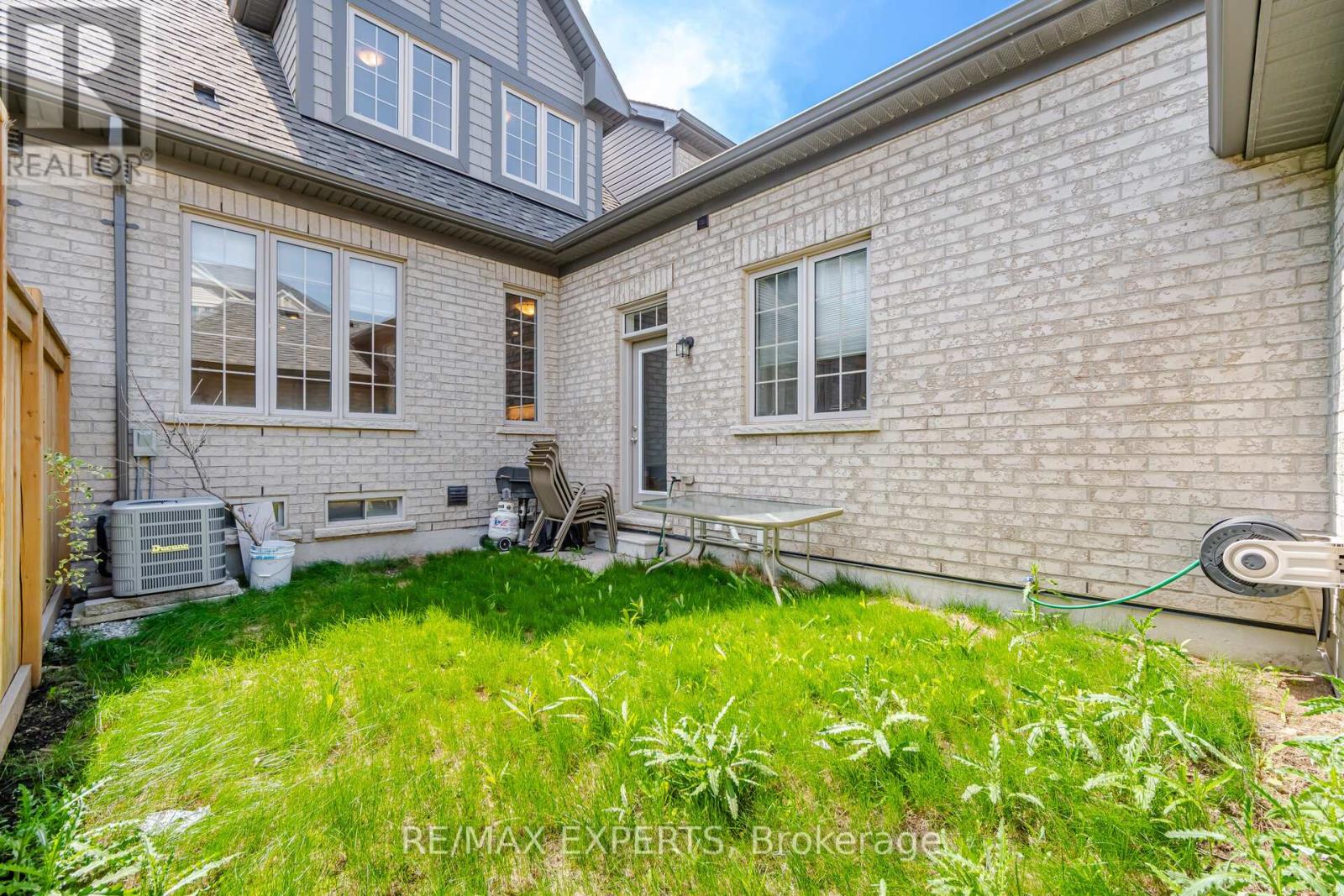 21 Hornchurch Street, Whitby, Ontario  L1P 0J3 - Photo 45 - E13210708
