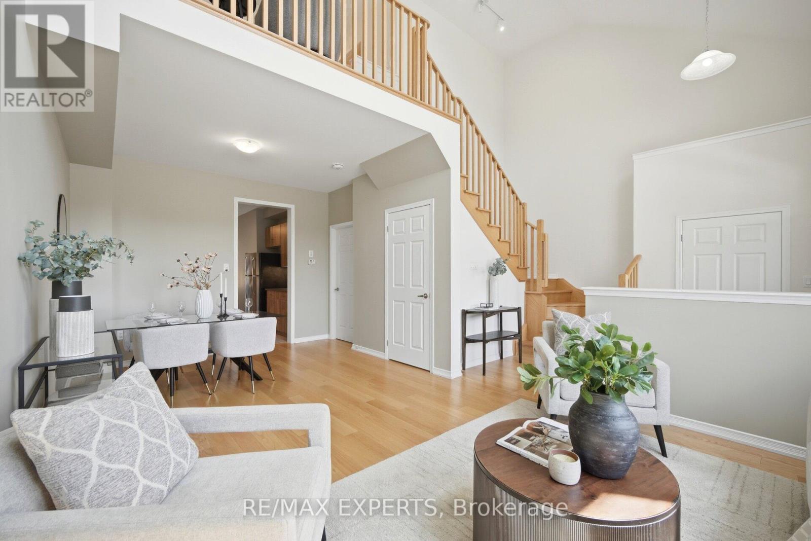 21 Hornchurch Street, Whitby, Ontario  L1P 0J3 - Photo 8 - E13210708
