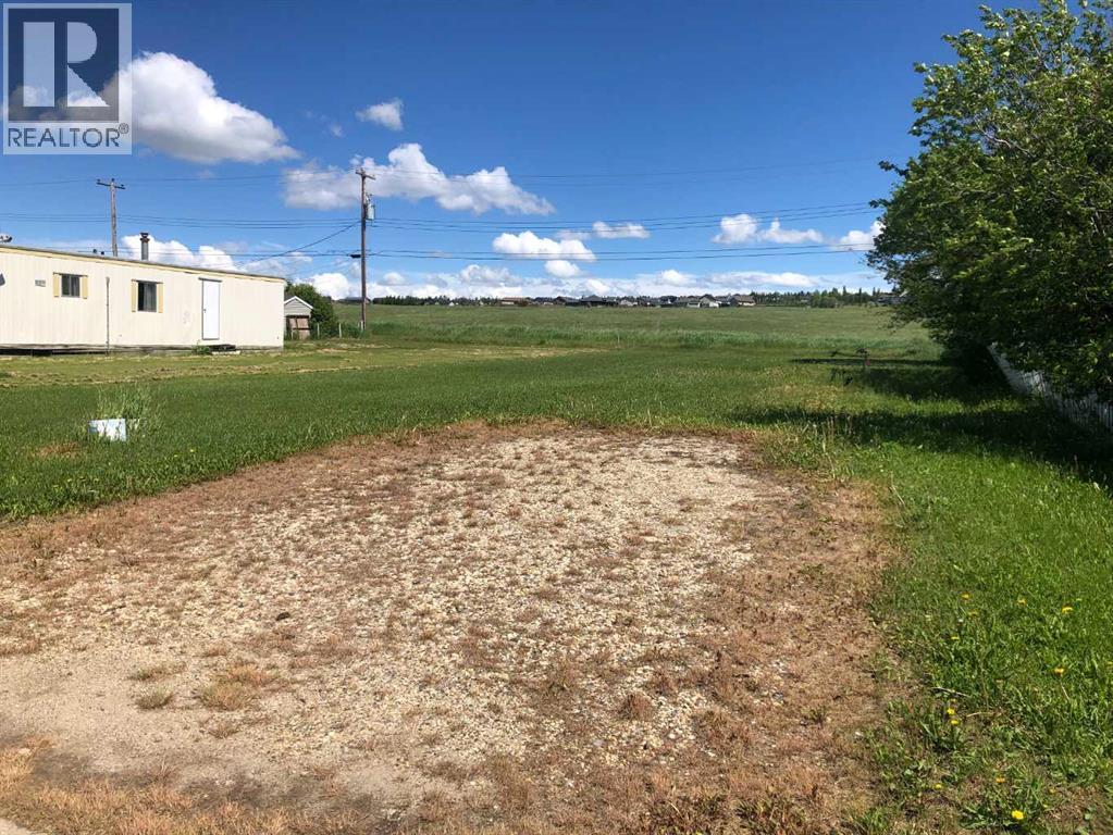 410 7 Avenue, Beaverlodge, Alberta  T0H 0C0 - Photo 4 - A2269732