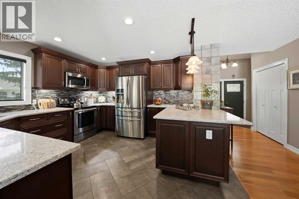 112 Denison Crescent, Red Deer, Alberta  T4R 2G1 - Photo 17 - A2313632
