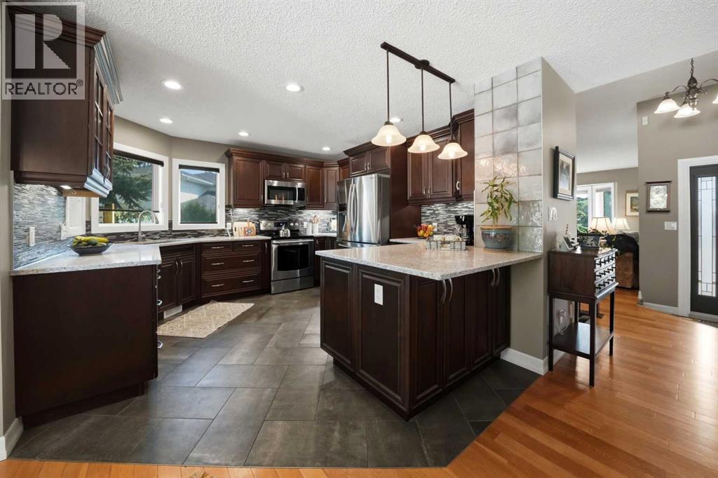 112 Denison Crescent, Red Deer, Alberta  T4R 2G1 - Photo 13 - A2313632