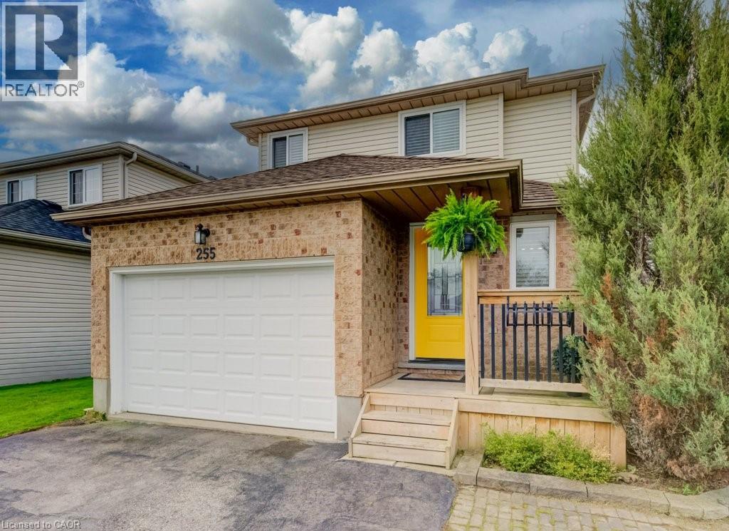 255 HIGHBROOK Crescent, Kitchener, Ontario