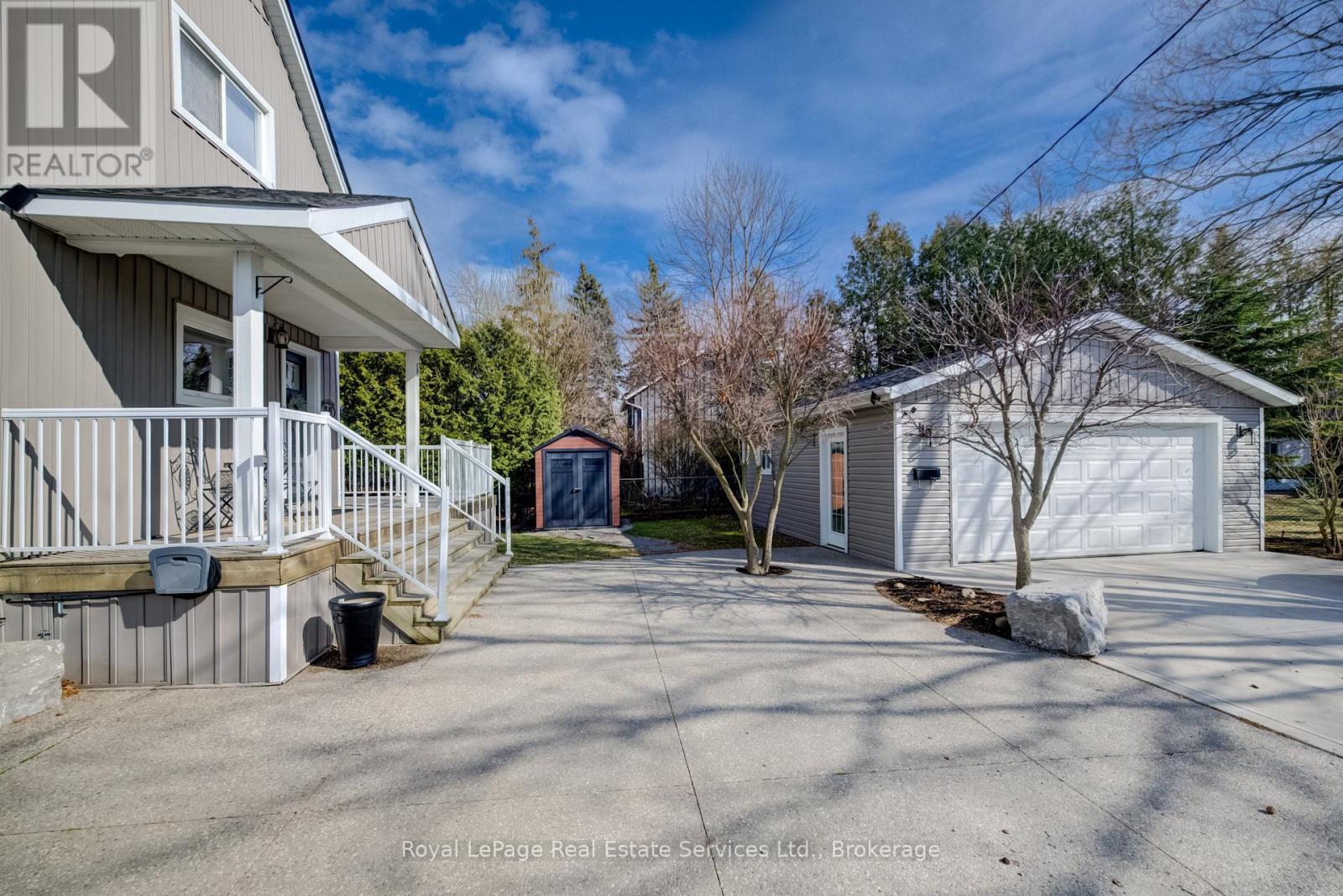 1 Tenth Street, Grimsby, Ontario  L3M 2V2 - Photo 37 - X12919648