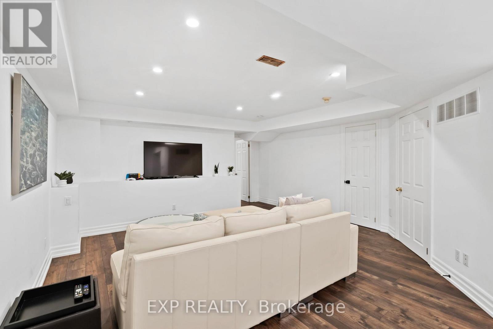816 Norwick Road, Newmarket, Ontario  L3X 1K8 - Photo 39 - N13210532