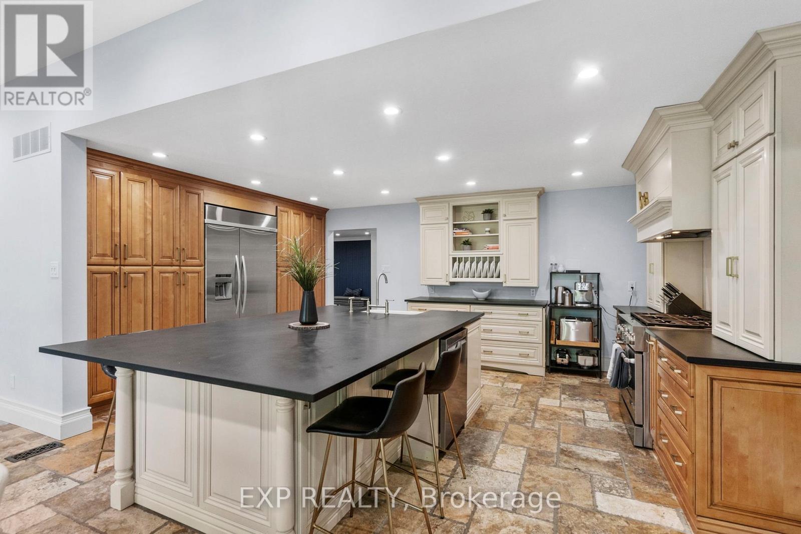 816 Norwick Road, Newmarket, Ontario  L3X 1K8 - Photo 6 - N13210532