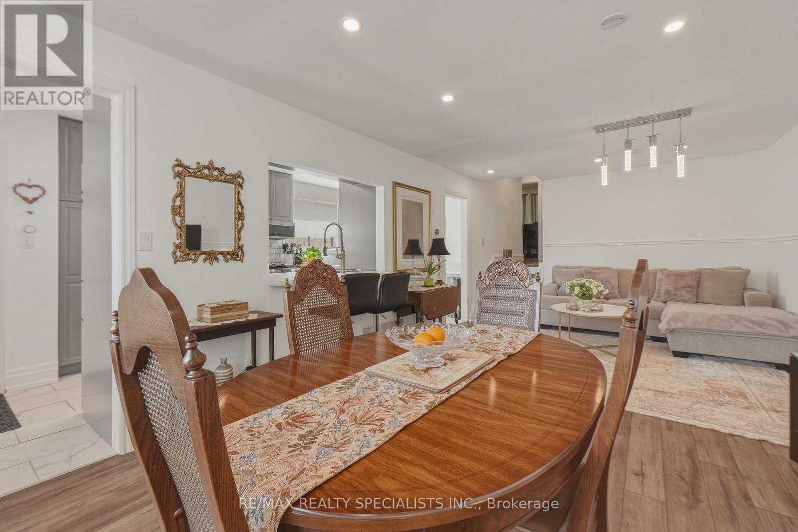34 Alphonsus Court, New Tecumseth, Ontario  L0G 1W0 - Photo 15 - N13210586