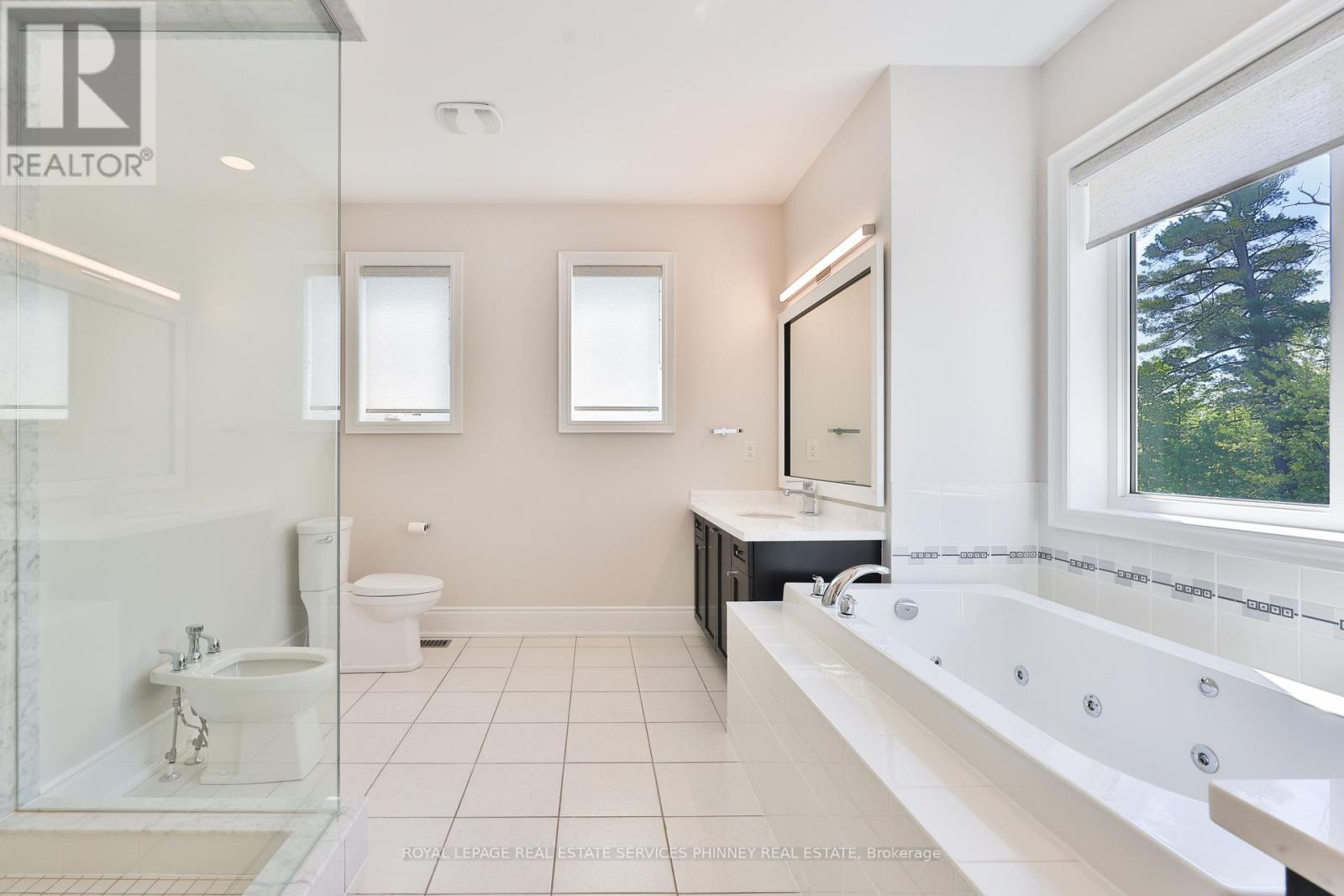 197 Nottingham Forest Road, Bradford West Gwillimbury, Ontario  L3Z 0H2 - Photo 21 - N13210752