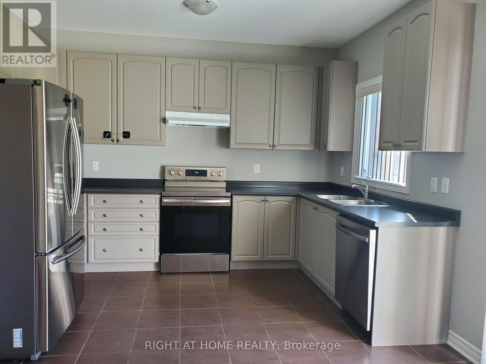 Unknown Address, ,    - Photo 11 - N13209860