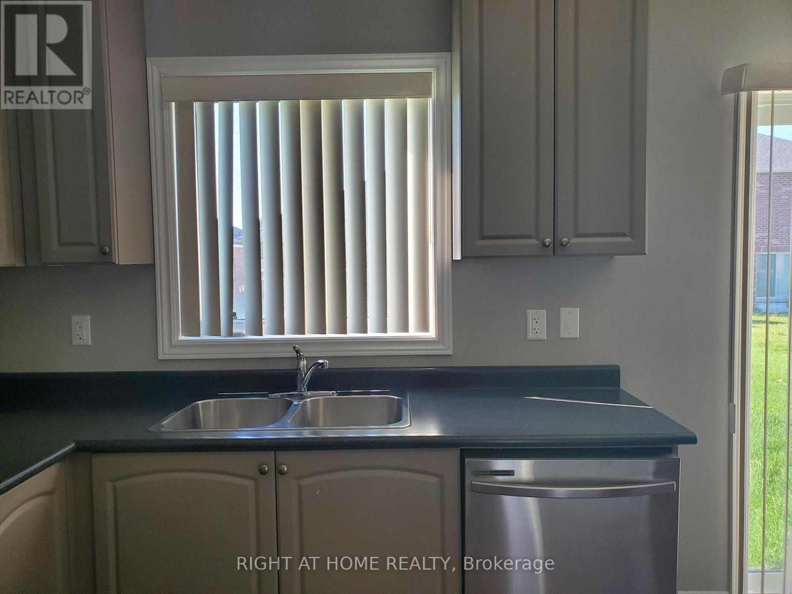 Unknown Address, ,    - Photo 13 - N13209860
