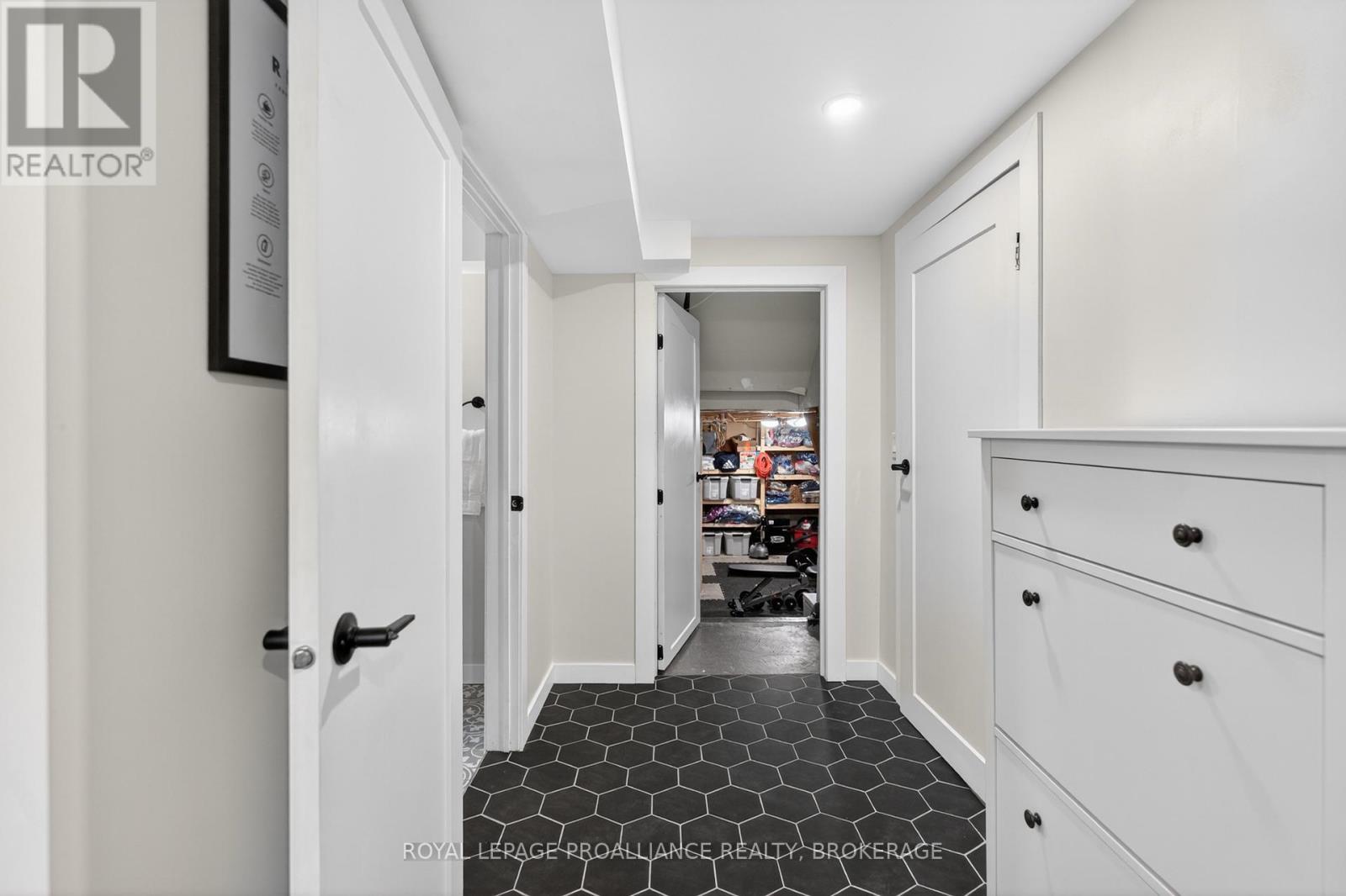 800 Allum Avenue, Kingston, Ontario  K7M 7A1 - Photo 35 - X13209026