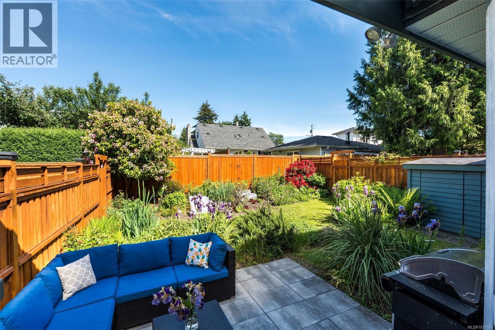 4 3221 Wordsworth St, Saanich, British Columbia V8P 4B7 - Photo 23 - 1037963