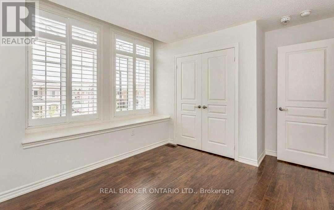 197 Etheridge Avenue, Milton, Ontario  L9E 1J1 - Photo 16 - W13203894