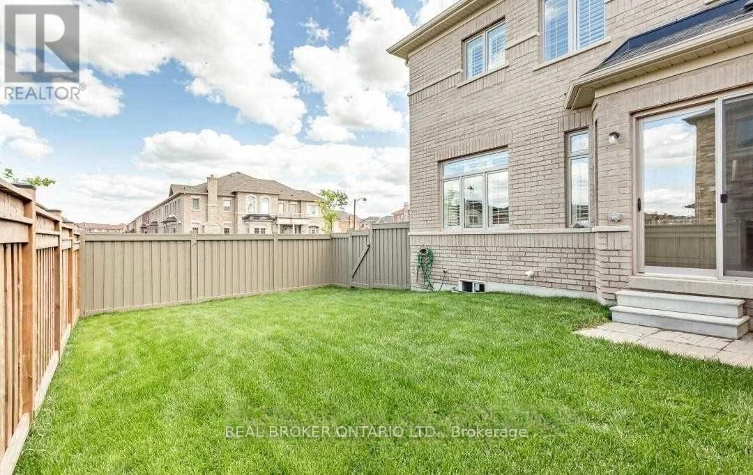 197 Etheridge Avenue, Milton, Ontario  L9E 1J1 - Photo 21 - W13203894