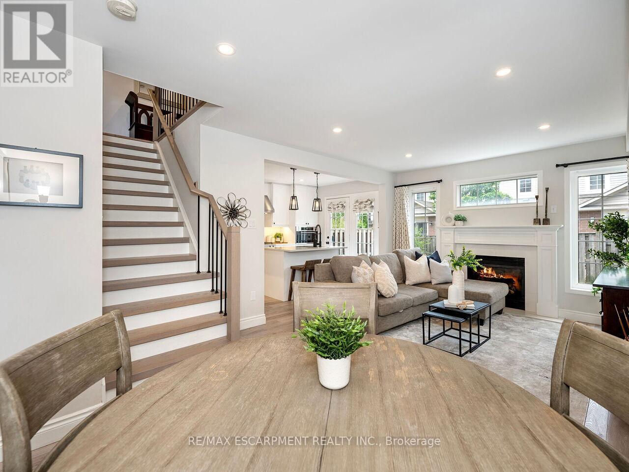 2448 Wooden Hill Circle, Oakville, Ontario  L6M 4E3 - Photo 24 - W13210572