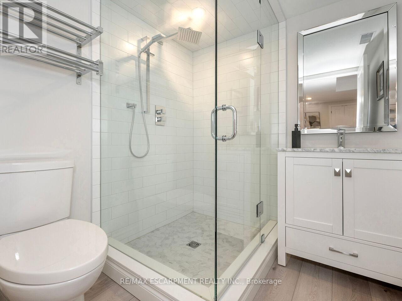2448 Wooden Hill Circle, Oakville, Ontario  L6M 4E3 - Photo 40 - W13210572
