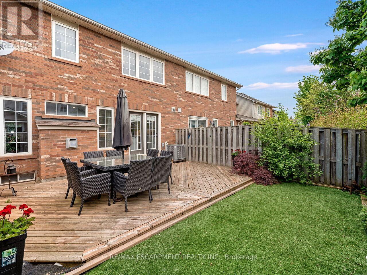 2448 Wooden Hill Circle, Oakville, Ontario  L6M 4E3 - Photo 47 - W13210572