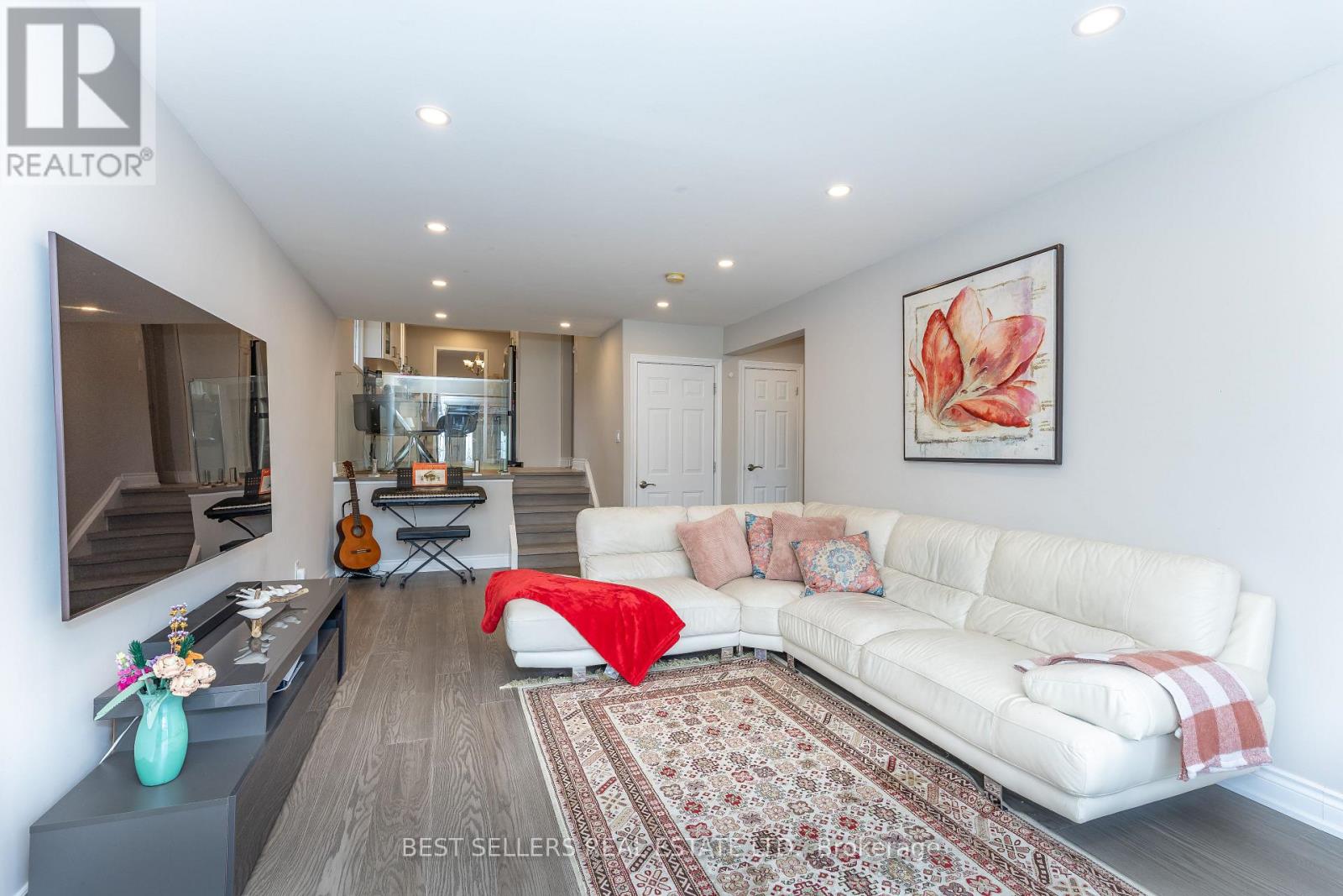 2554 Palisander Avenue, Mississauga, Ontario  L5B 2L2 - Photo 8 - W13210598
