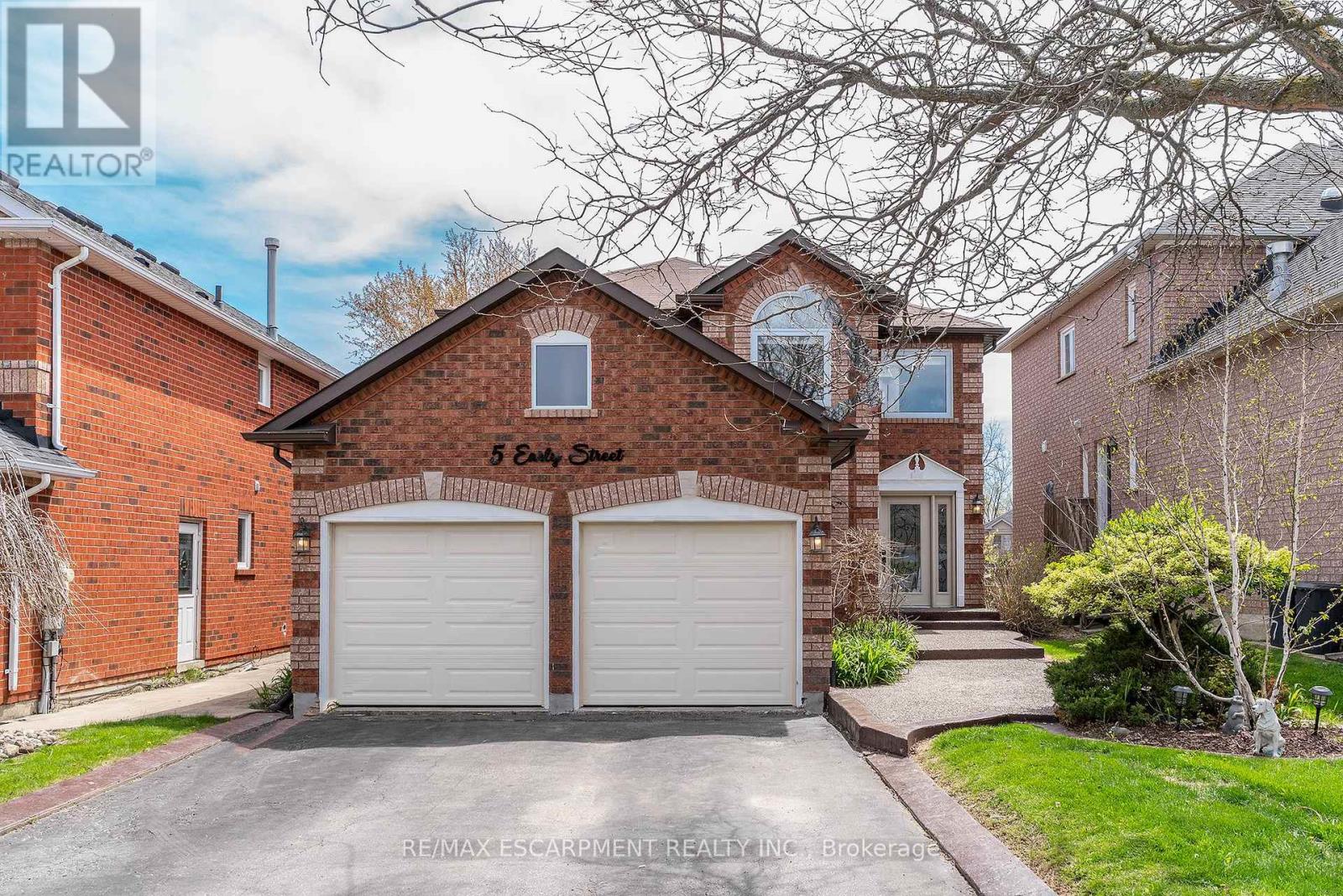 5 EARLY STREET, Halton Hills, Ontario