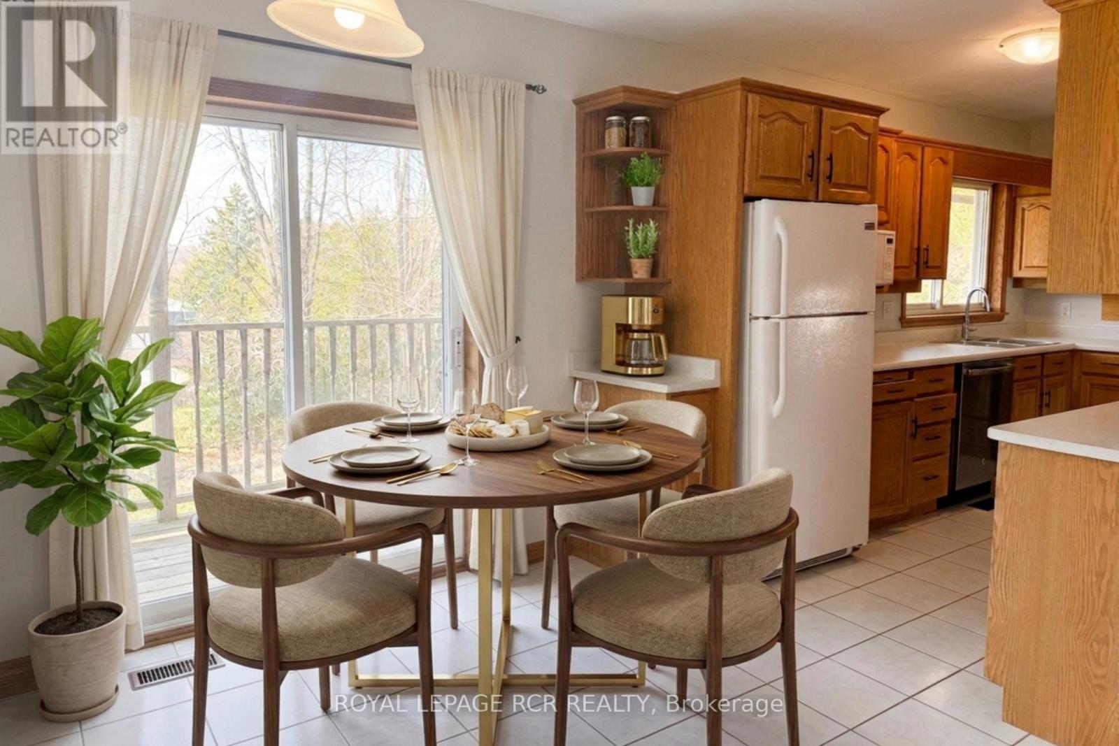 Upper - 7 Hilltop Drive, Caledon, Ontario  L7C 1K7 - Photo 5 - W13210638