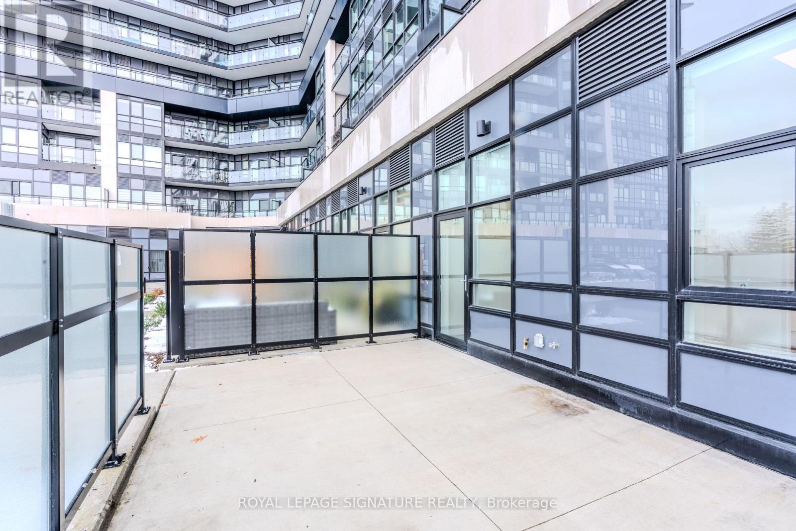 132 - 395 Dundas Street W, Oakville, Ontario  L6M 5R8 - Photo 4 - W13210644