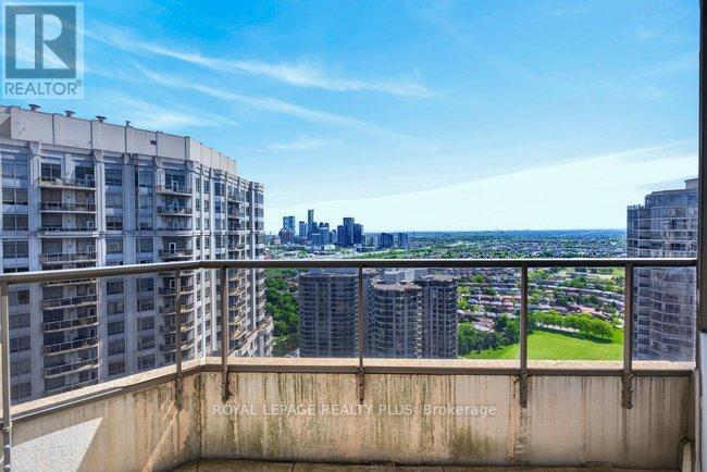 Tph4 - 35 Kingsbridge Garden Circle, Mississauga, Ontario  L5R 3Z5 - Photo 11 - W13210662