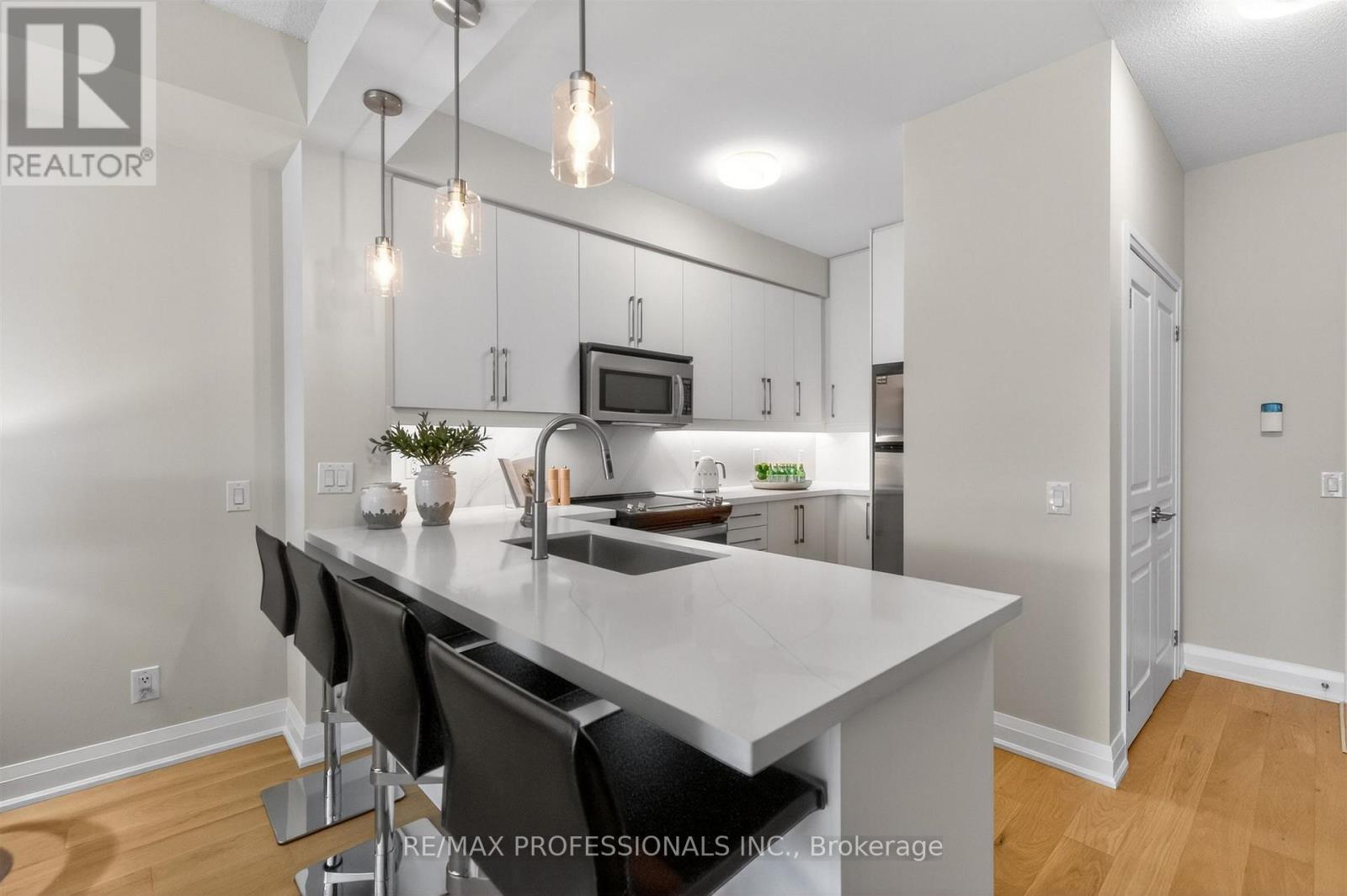 413 - 1 Hurontario Street, Mississauga, Ontario  L5G 0A3 - Photo 11 - W13210746