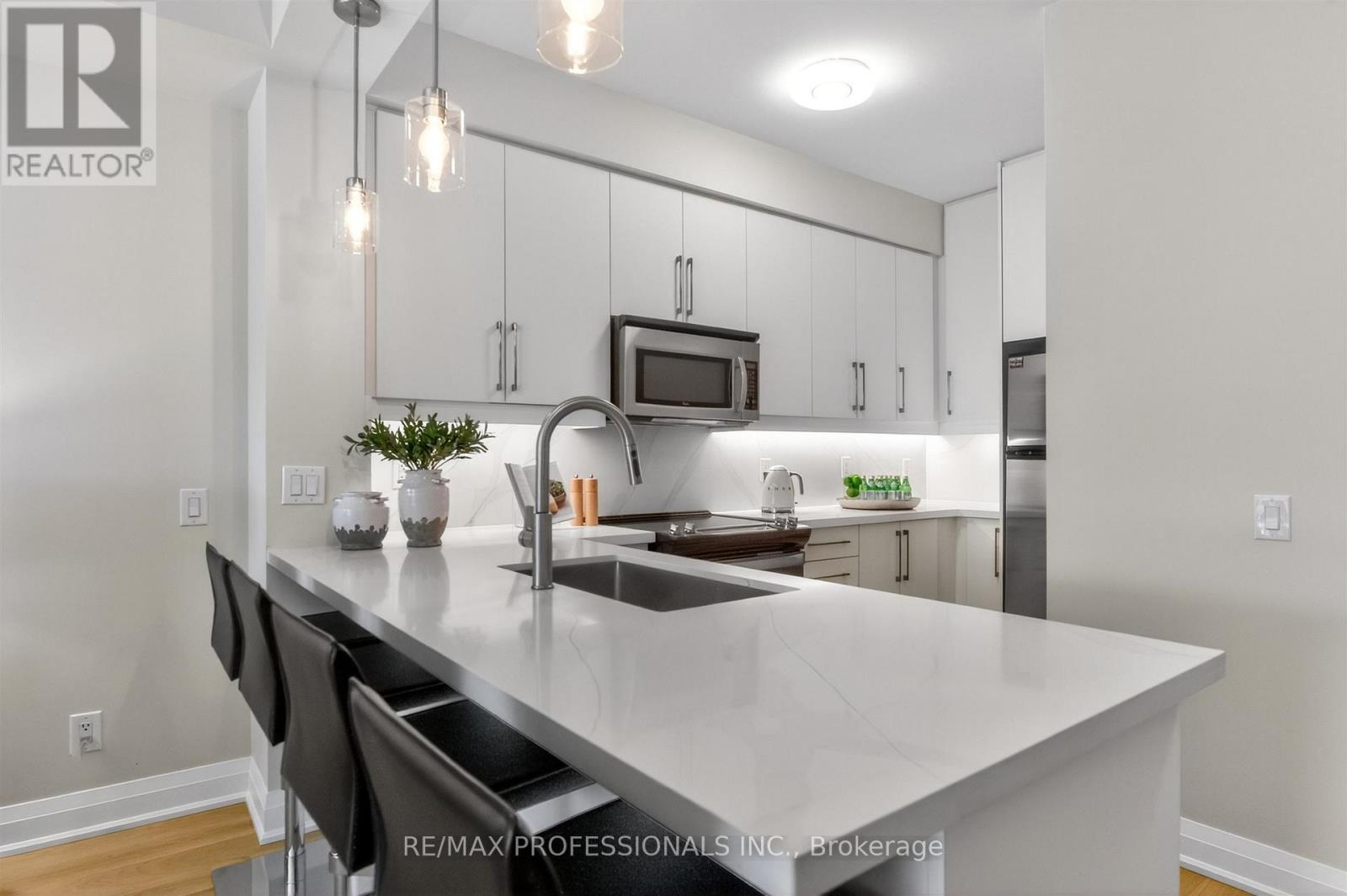 413 - 1 Hurontario Street, Mississauga, Ontario  L5G 0A3 - Photo 12 - W13210746