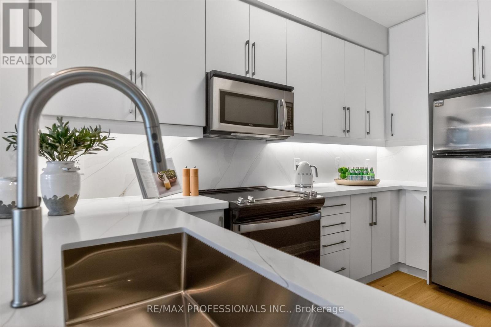 413 - 1 Hurontario Street, Mississauga, Ontario  L5G 0A3 - Photo 13 - W13210746