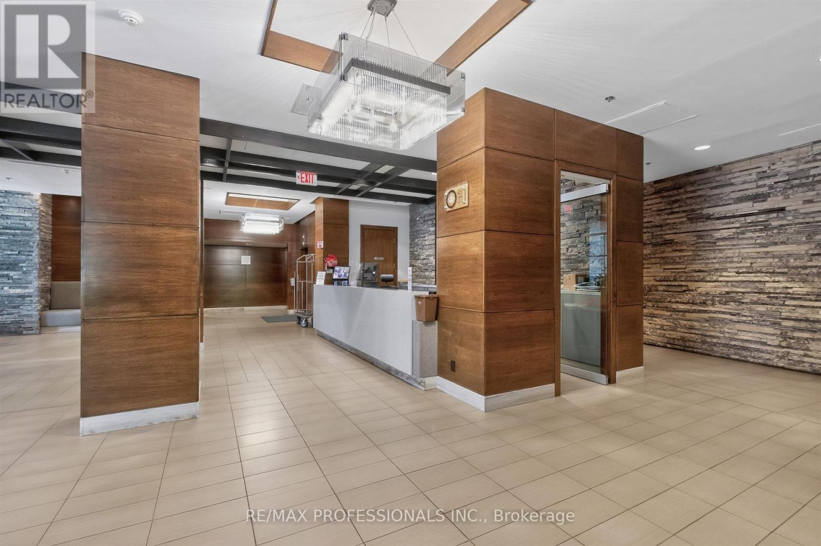 413 - 1 Hurontario Street, Mississauga, Ontario  L5G 0A3 - Photo 7 - W13210746