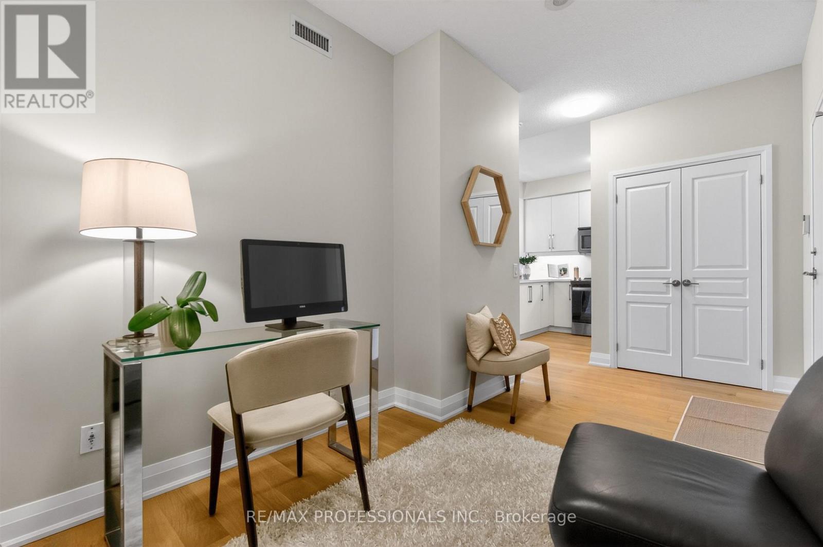 413 - 1 Hurontario Street, Mississauga, Ontario  L5G 0A3 - Photo 9 - W13210746