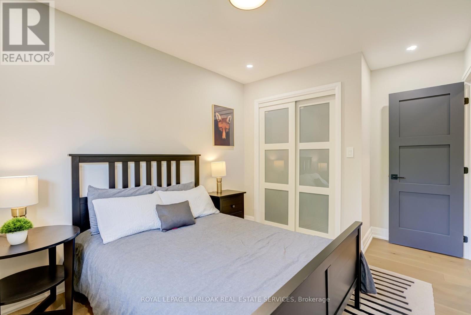 5226 Spruce Avenue, Burlington, Ontario  L7L 1N1 - Photo 15 - W13210754