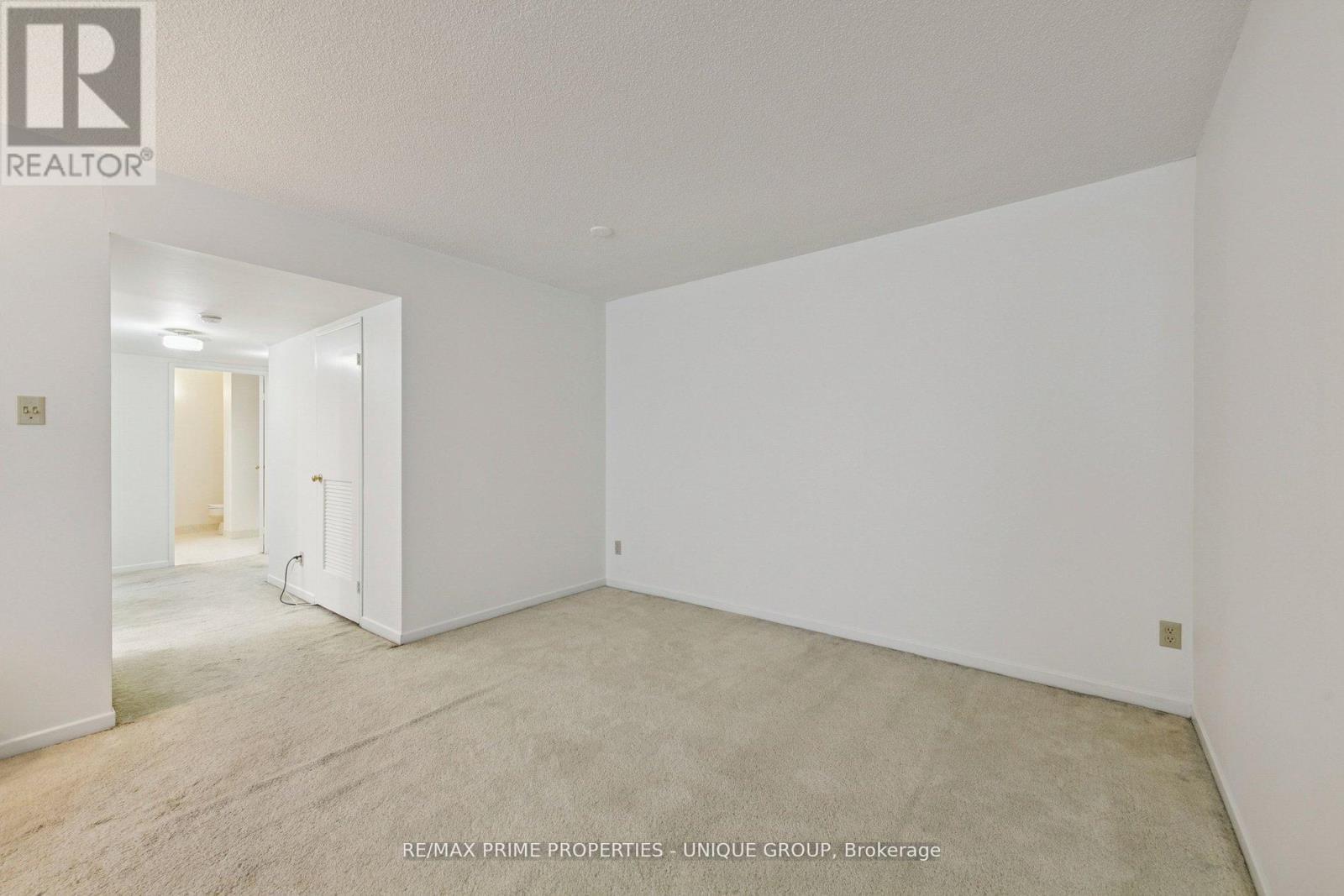 1801 - 1300 Bloor Street, Mississauga, Ontario  L4Y 3Z2 - Photo 14 - W13210772