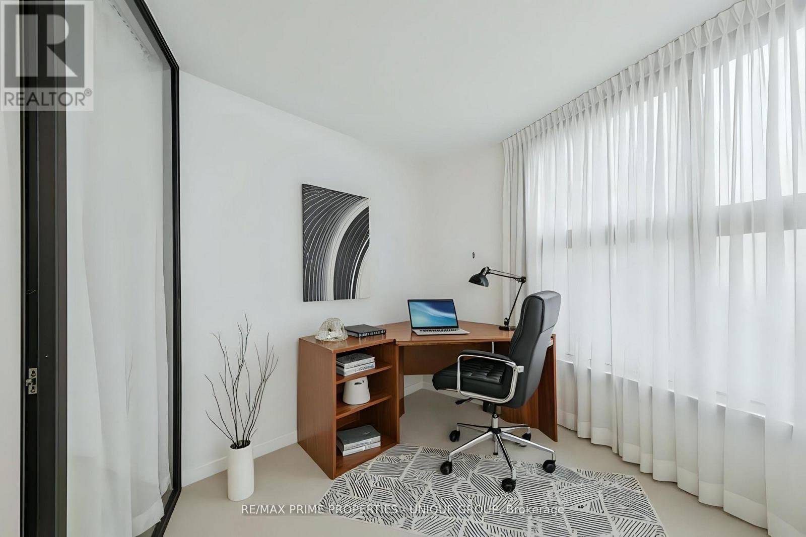 1801 - 1300 Bloor Street, Mississauga, Ontario  L4Y 3Z2 - Photo 17 - W13210772