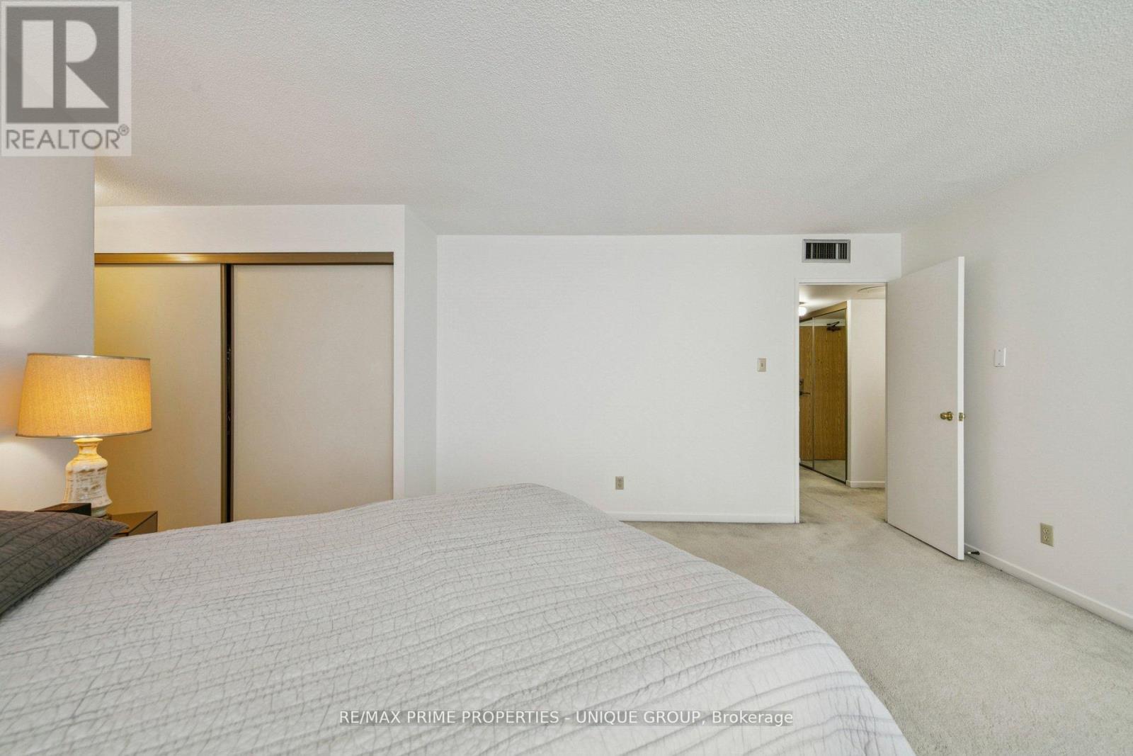 1801 - 1300 Bloor Street, Mississauga, Ontario  L4Y 3Z2 - Photo 26 - W13210772