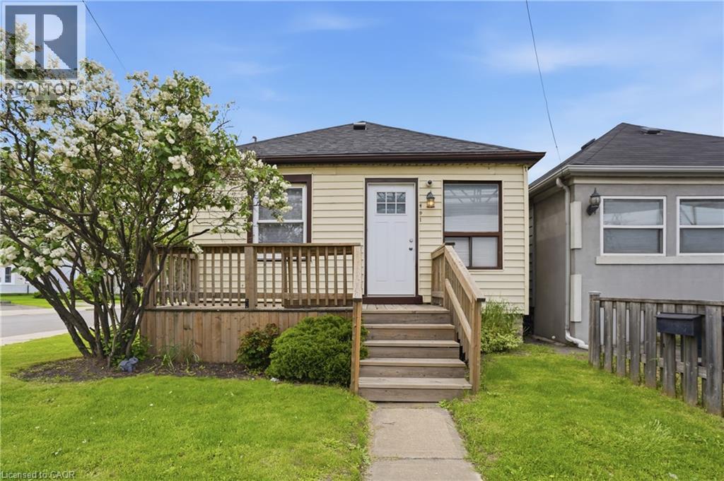 491 KENILWORTH Avenue N, Hamilton, Ontario
