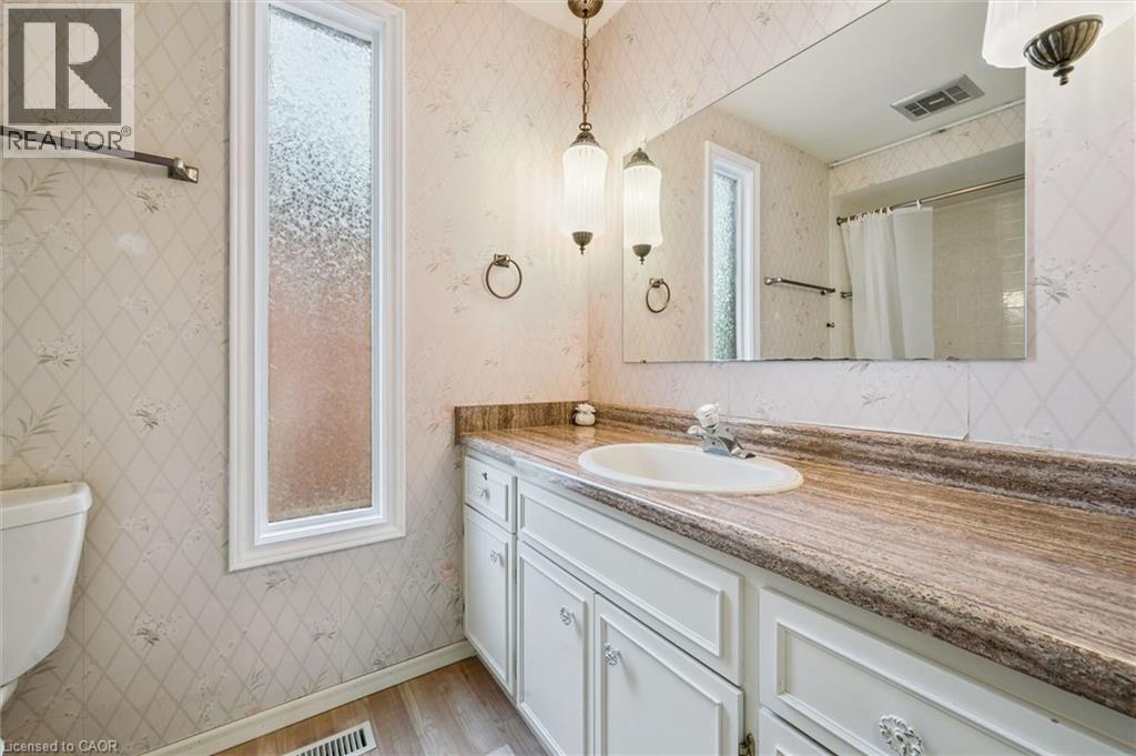 459 Belgreen Way, Waterloo, Ontario  N2L 5X6 - Photo 19 - 40834028