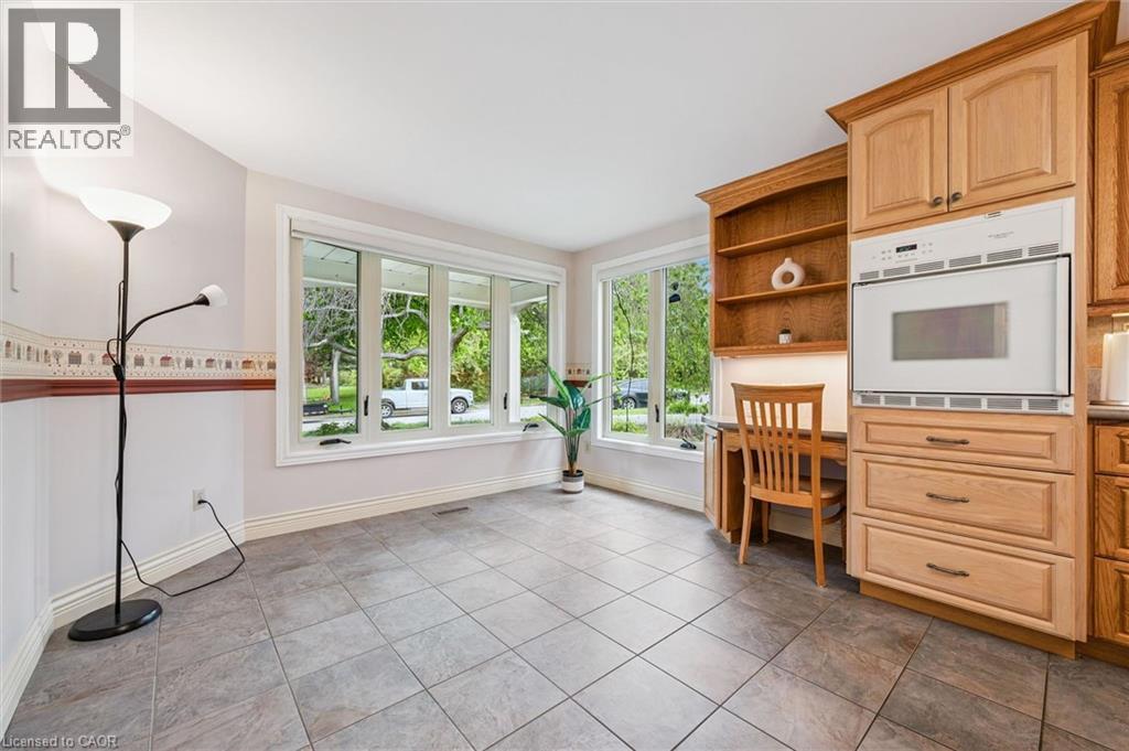 459 Belgreen Way, Waterloo, Ontario  N2L 5X6 - Photo 6 - 40834028