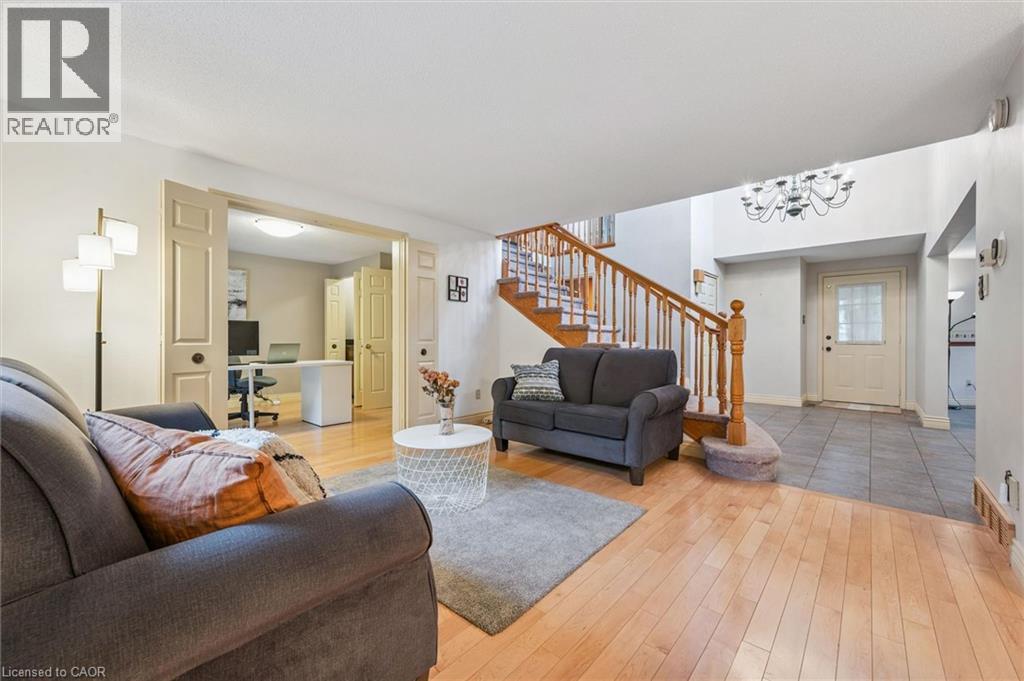 459 Belgreen Way, Waterloo, Ontario  N2L 5X6 - Photo 7 - 40834028