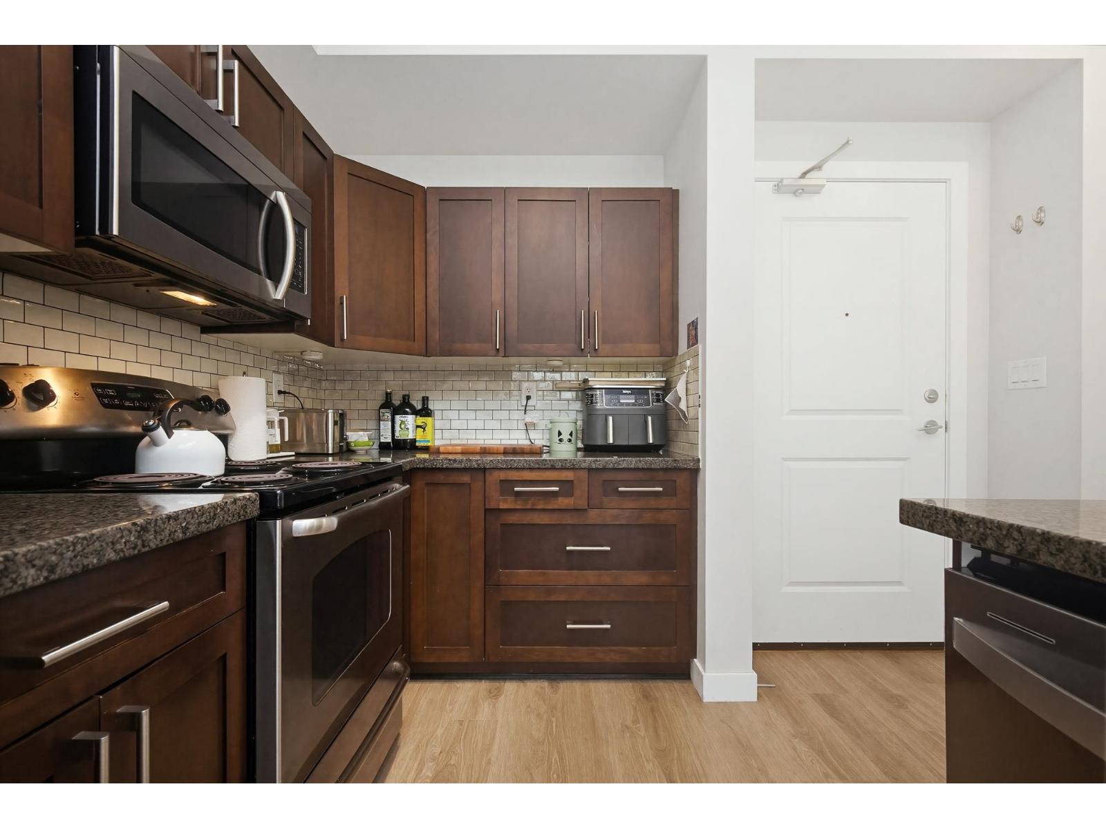 204 33898 Pine Street, Abbotsford, British Columbia  V2S 2P3 - Photo 14 - R3128873