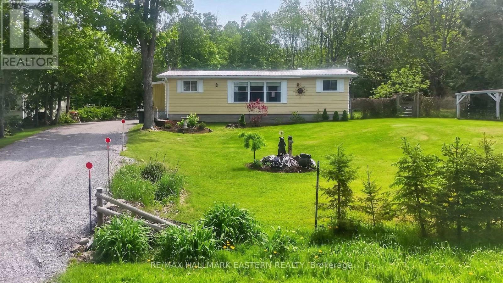 76 Franklin Street, Curve Lake First Nation 35, Ontario  K0L 1R0 - Photo 2 - X13210828